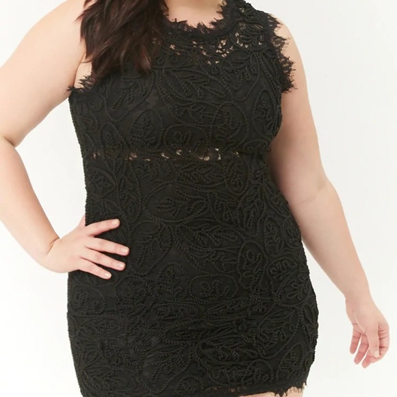 Rope Eyelash Lace Dress - Picture 4 of 7